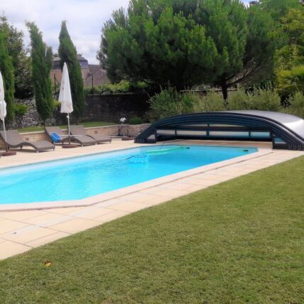 Abri bas repliable pour piscine ANSEA