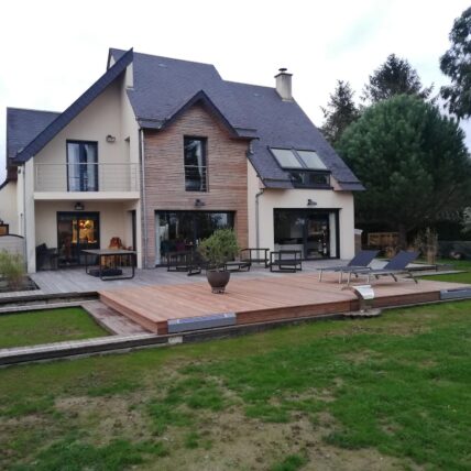 Terrasse mobile motorisée pour piscine STILYS