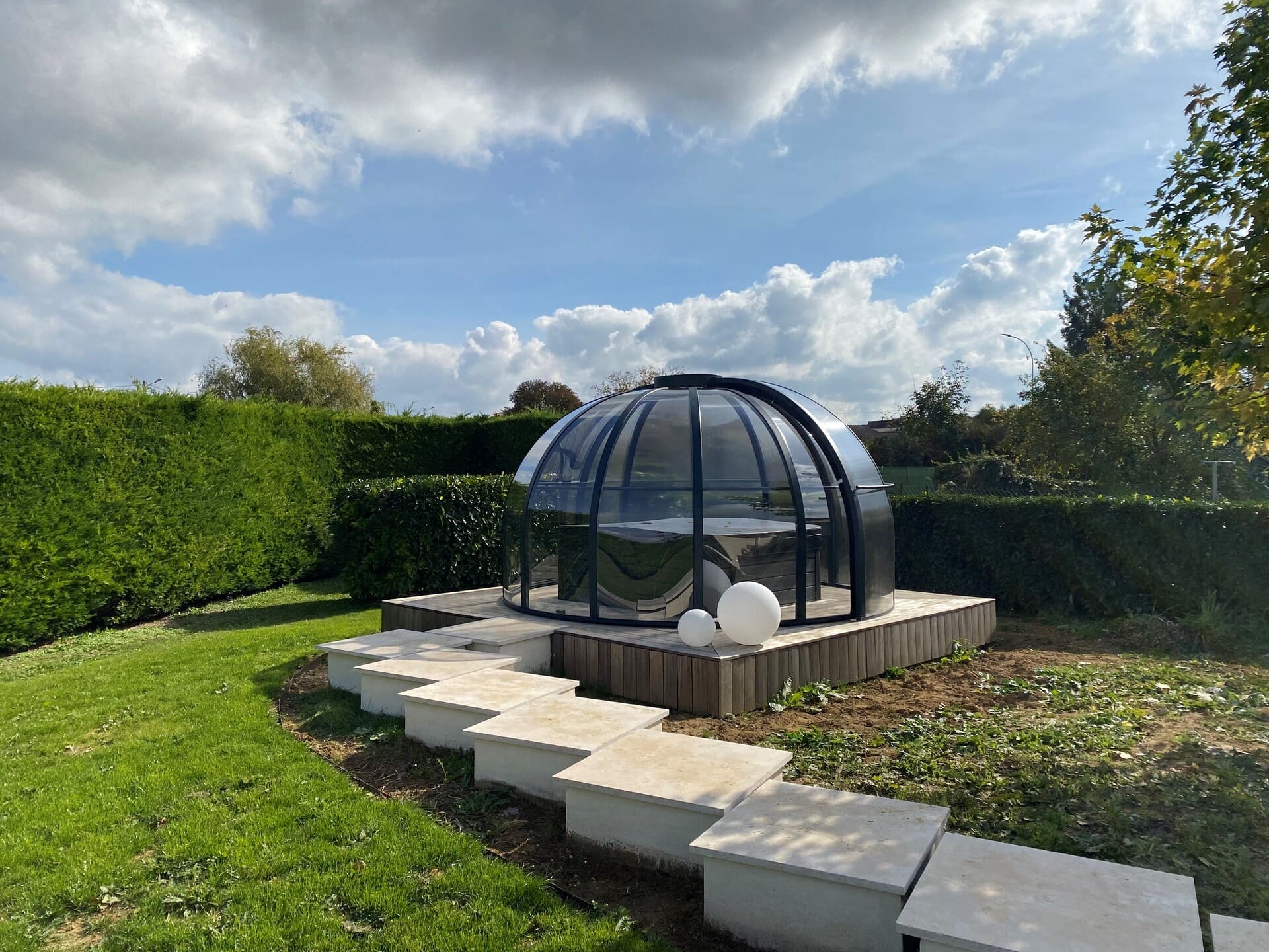 Installation d'un abri pour Spa en Haute-Loire - Abris Solaris